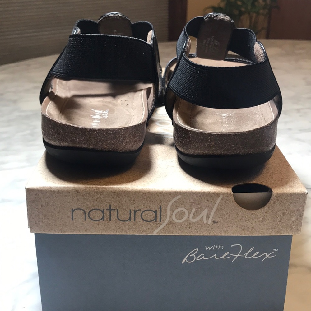 naturalSoul by Naturalizer black strappy sandal - Picture 4 of 5